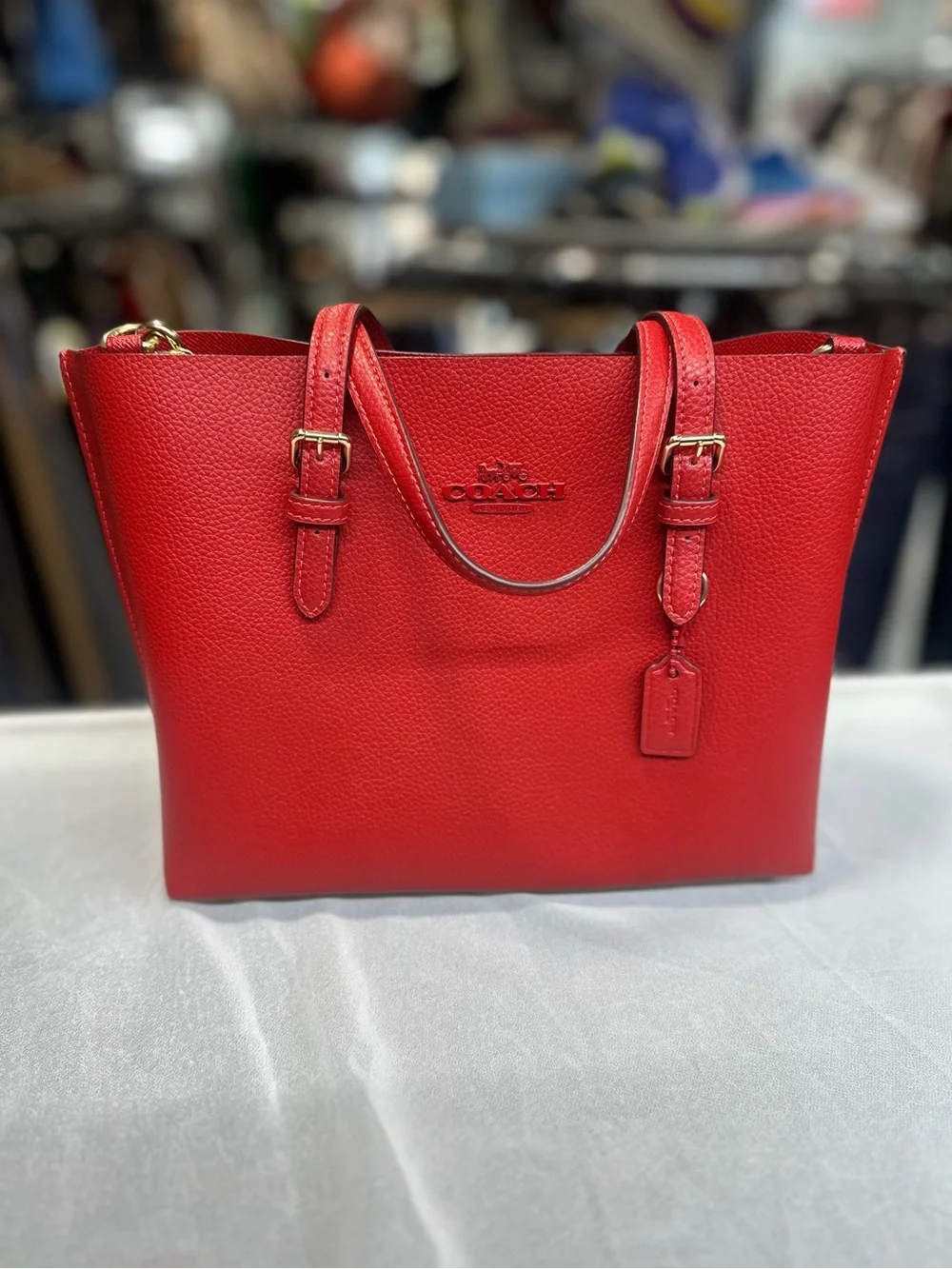Coach MOLLIE TOTE 25 new no tag .